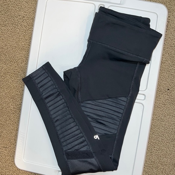 ALO Yoga Pants - alo moto leggings in dark gray